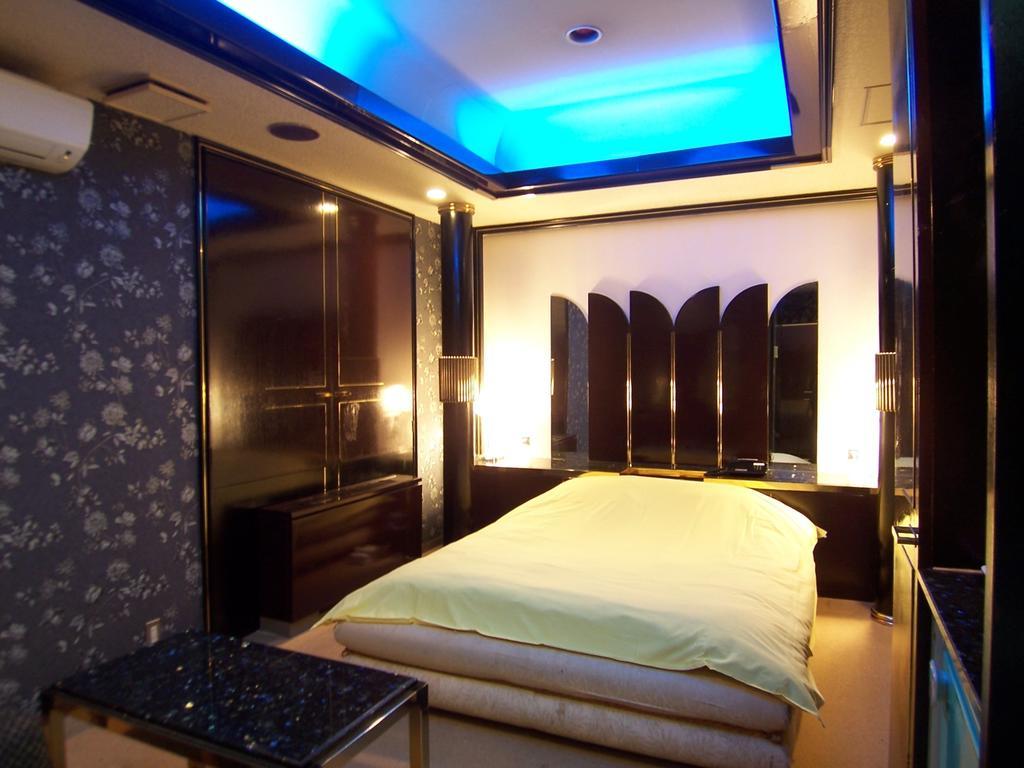 Hotel Pyramid (Adults Only) 姬路 外观 照片